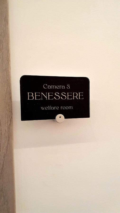 Werooms Salernes Extérieur photo