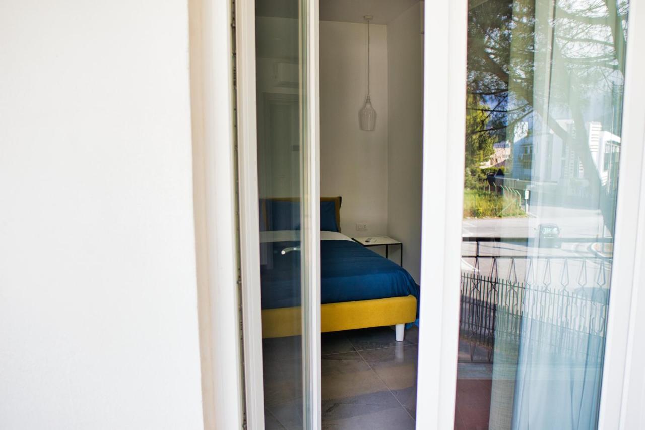 Werooms Salernes Extérieur photo